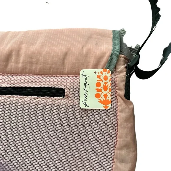 Free People NWT Playoff Sherpa Messenger Bag in pink - Picture 7 of 9